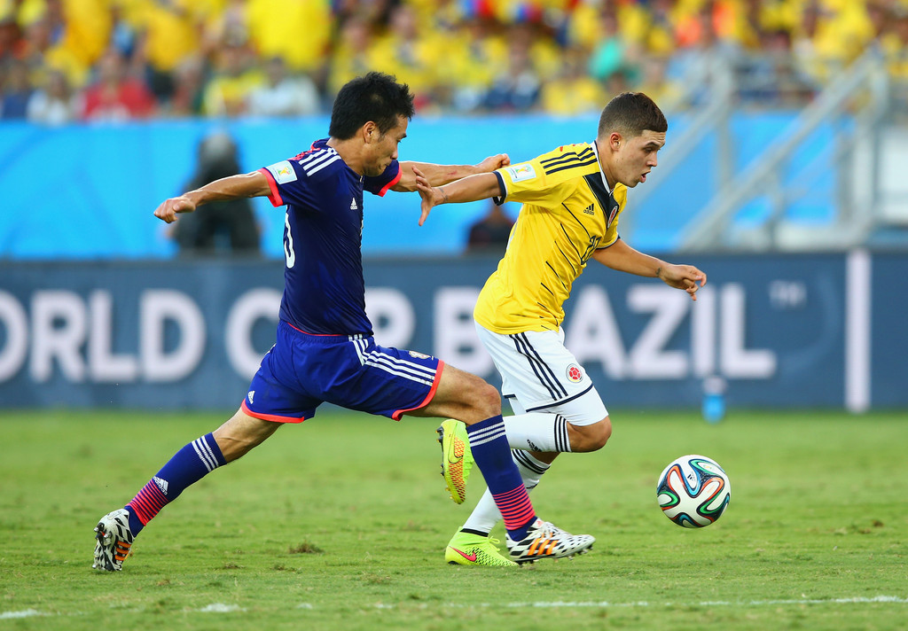 欧洲冠军联赛：皇马意外失利，阿森纳全胜晋级（欧冠：皇马爆冷失利，阿森纳全胜出线）