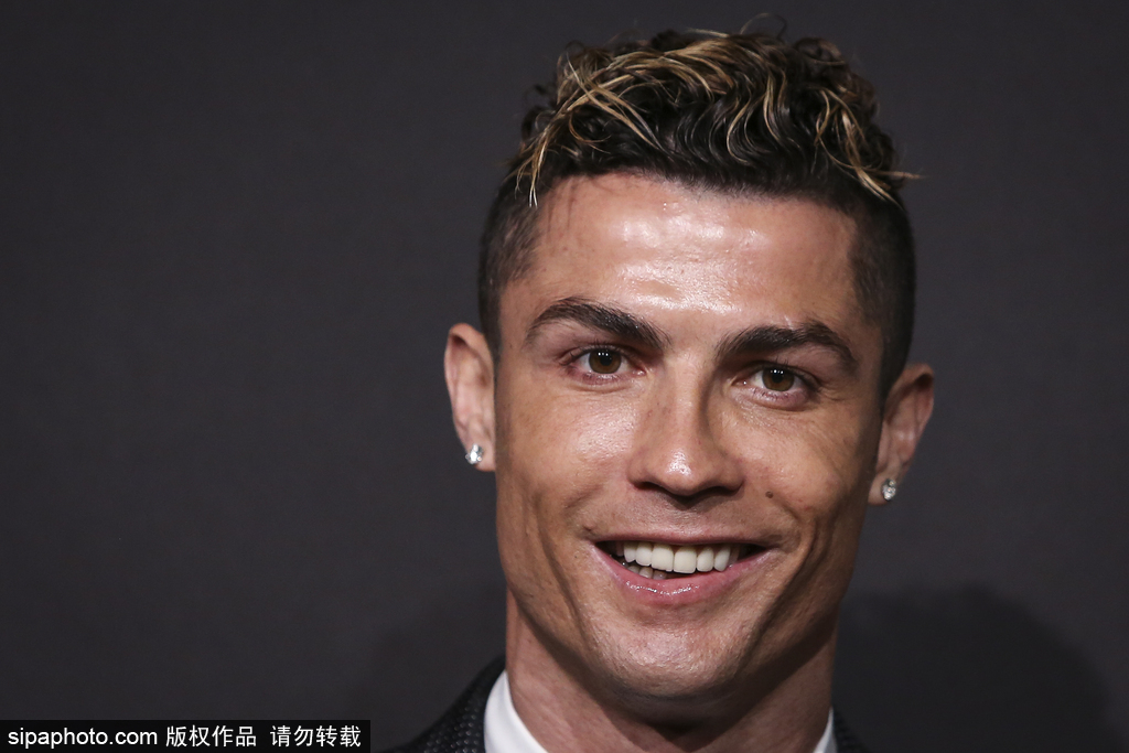 如何打破詹姆斯连续上双记录？杜兰特连续打满大约12个赛季