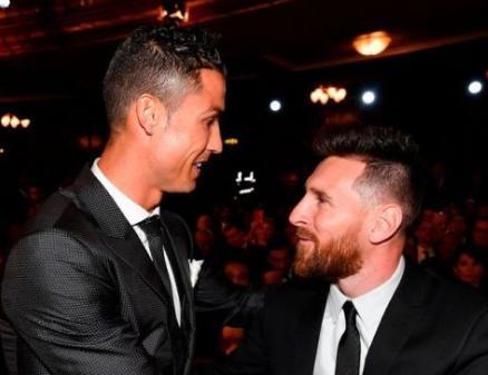 巴萨欲免费挖角曼联青训太子，曝其心怀儿萨梦！欧洲多家豪门觊觎（曝曼联青训新星倾心巴萨，或零转会费加盟，欧洲豪门竞逐）