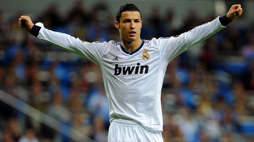 媒体人：河南球迷个人项目《制造越位》本周日将在郑州开展（媒体人称：河南球迷个人项目《制造越位》将于本周日在郑州启动）