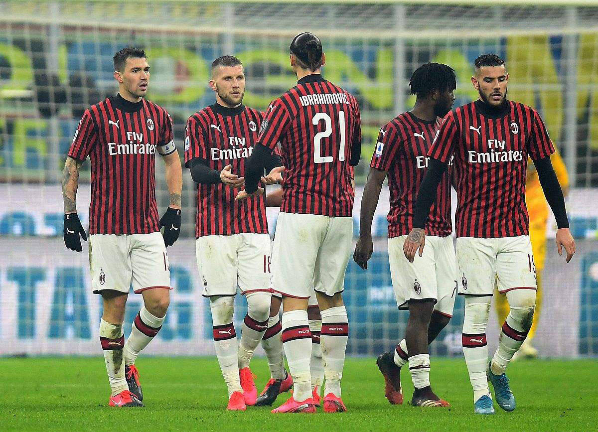 欧冠战报：里奥斯传射巴雷罗破门，本菲卡2-0完胜那不勒斯