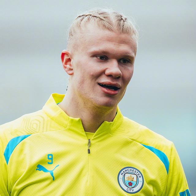 理疗师：DV9的伤和丁丁、卢卡库类似，可能需要3到5个月恢复（理疗师：DV9伤势类似丁丁和卢卡库，康复期或为3到5个月）