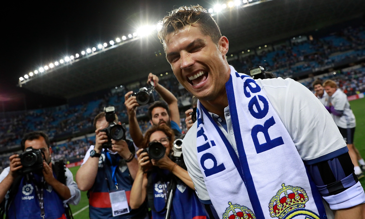 替补登场已尽力！布莱克16中6得到14分11篮板4助攻（替补上阵竭尽全力：布莱克14分11板4助，16投6中）