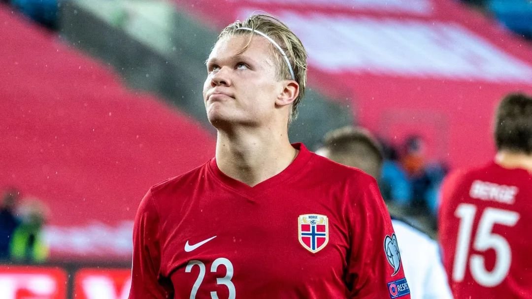 马斯切拉诺：让苏牙替补不是容易的决定，我们周中就沟通过