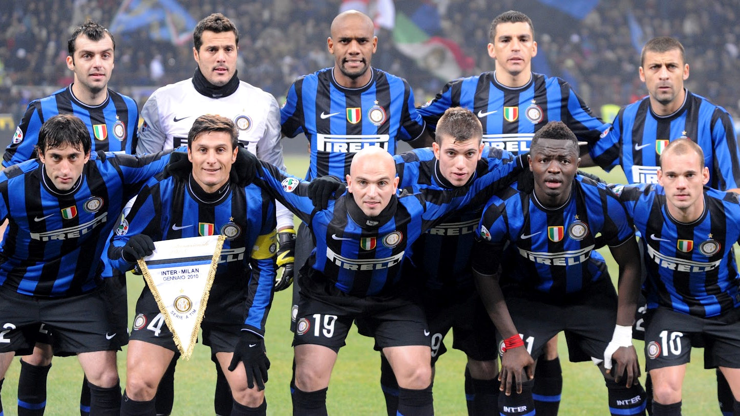 利物浦对施洛特贝克表现出浓厚兴趣，有望在2026年夏天转会，转会费可能达5000万英镑。（利物浦锁定施洛特贝克：2026年夏窗有望加盟，转会费或达5000万英镑）