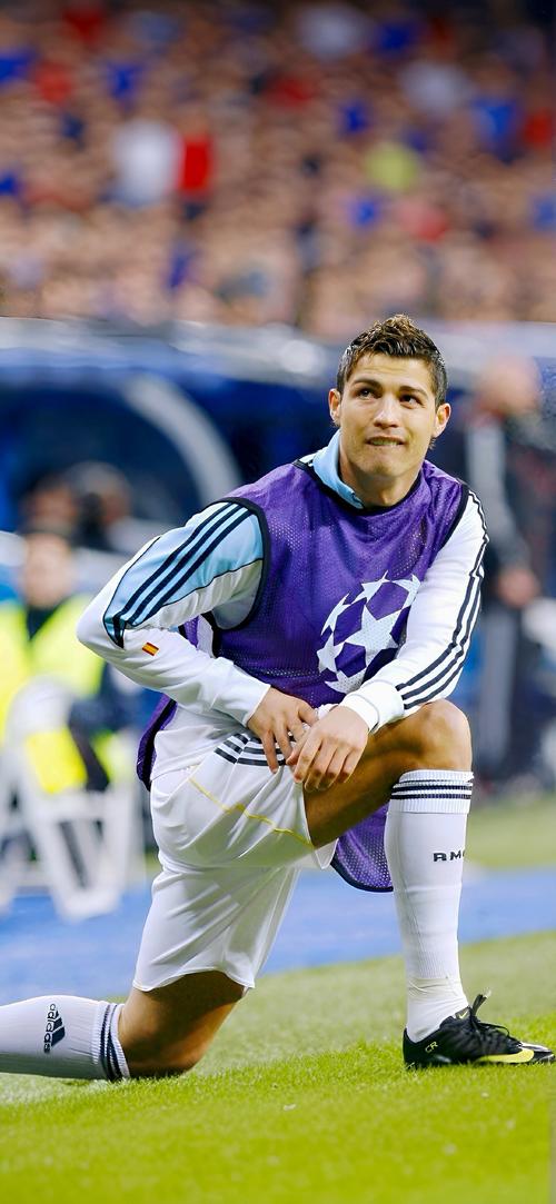 穆斯卡特：柔佛实力强外援多，我们客场要拿出足够好的表现（穆斯卡特：柔佛实力雄厚外援多，客场必须打出高水准）