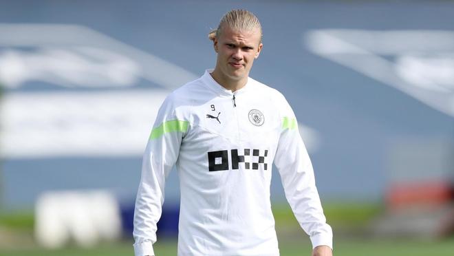 U22国足最新名单！王钰栋+蒯纪闻跳级，红牌后卫落选，冲击亚洲杯（国足U22大名单出炉：王钰栋、蒯纪闻越级入选，红牌后卫落选，剑指亚洲杯）