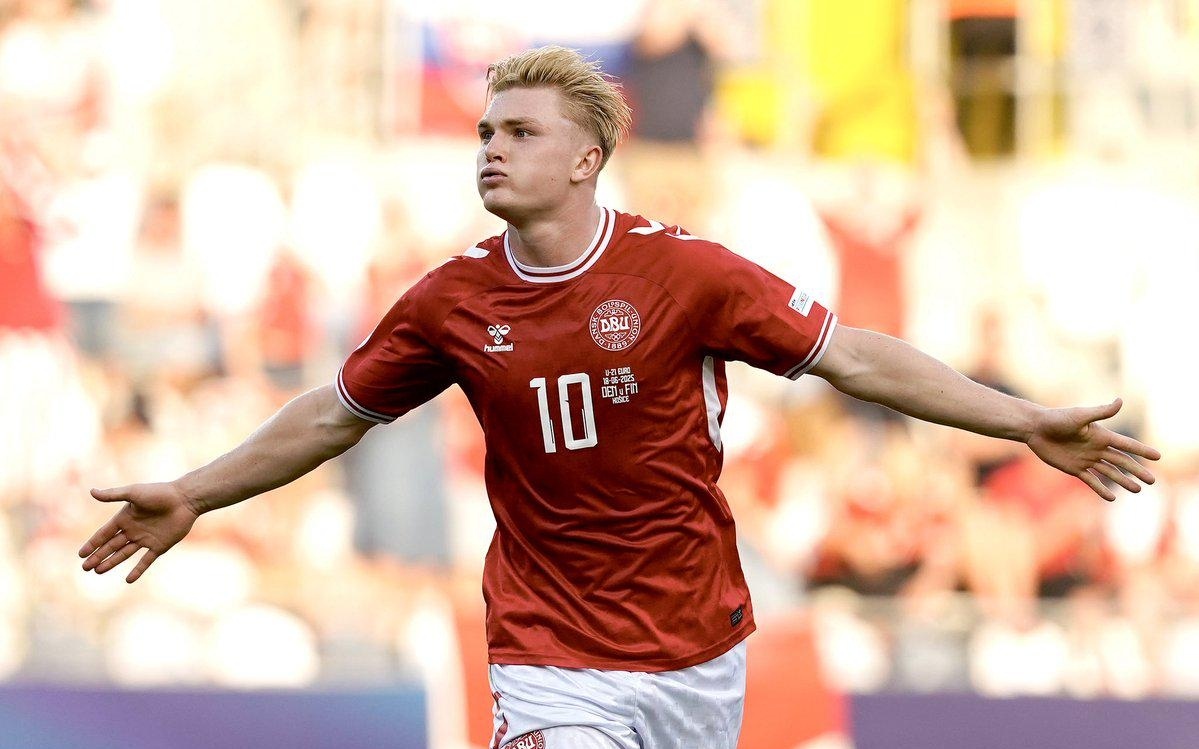 张镇麟：新赛季加盟上海从点滴做起，希望和弗格为球队做贡献