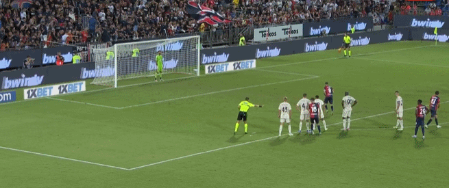 美记：艾顿因病缺席湖人今天训练，但他将随队前往犹他州（美媒：艾顿因病缺席湖人今日训练，仍将随队赴犹他）