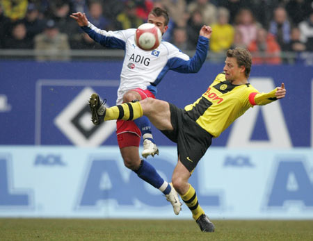 回应嘲讽，巴列卡诺主席：C罗梅西都没有抱怨过我们的更衣室（巴列卡诺主席回击：C罗、梅西从未抱怨我们更衣室）