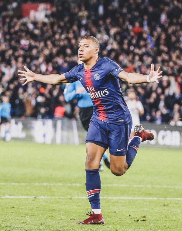 洛卡特利：我们得承担责任，我们必须进世界杯也必须做得更多（洛卡特利：责任在肩，必须晋级世界杯，也要做得更好）