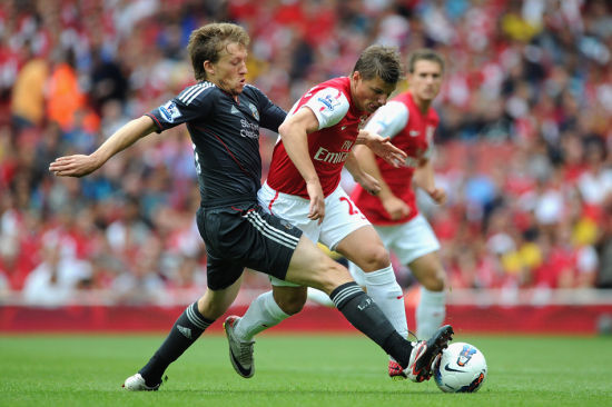 国王vs掘金前瞻：拉文因伤缺阵，掘金欲在客场冲击四连胜（国王对阵掘金前瞻：拉文伤停，掘金客场剑指四连胜）