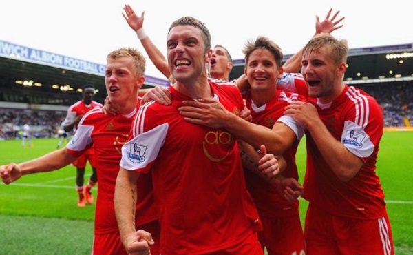 哈兰德的牺牲：曼城3-2绝杀利兹联，他全场仅1射门的背后意义