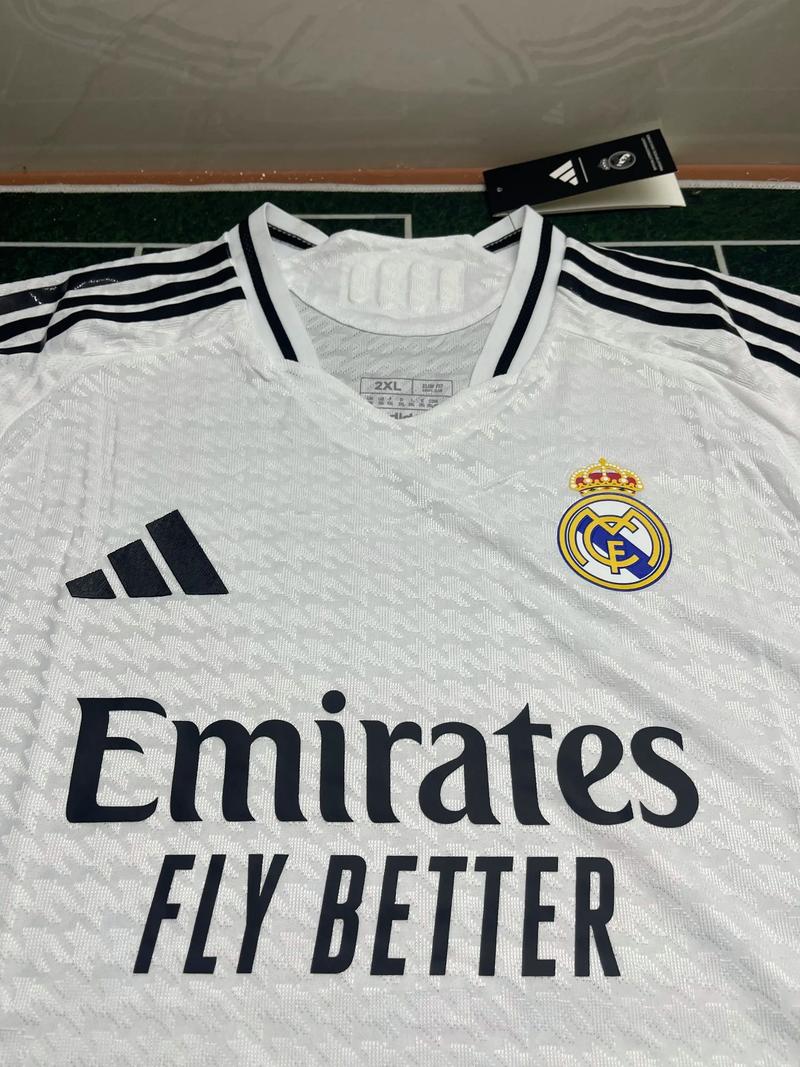 卫报：道曼全家都是阿森纳球迷，因此坚定选择加盟阿森纳青训（卫报：因全家皆为阿森纳拥趸，道曼果断投身阿森纳青训营）