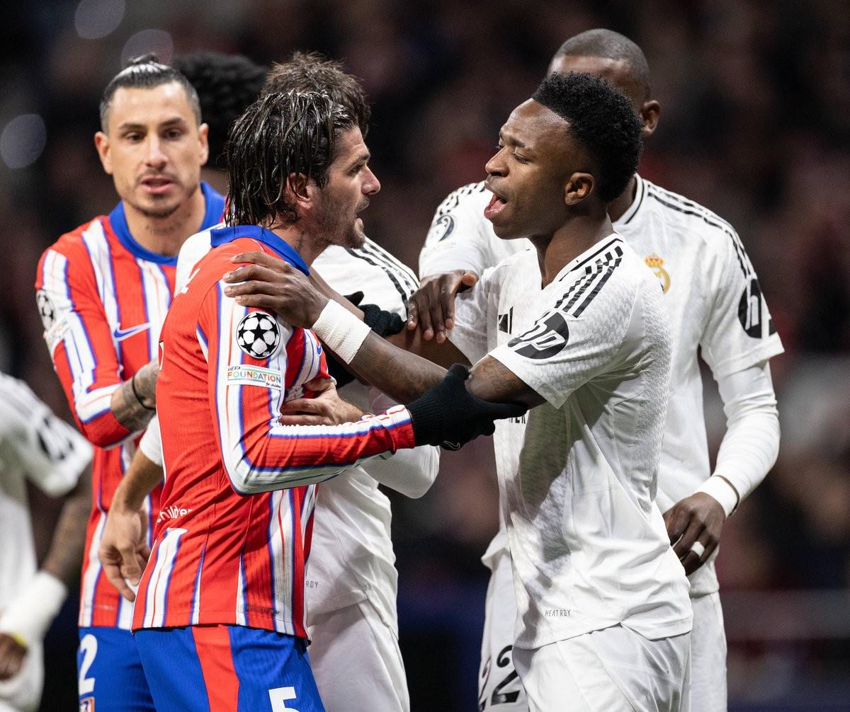 3-0！埃格努出任队长首秀 25分+MVP 领衔米兰女排豪取意甲开门红（3-0开门红！埃格努队长首秀轰25分揽MVP，米兰女排强势起航）