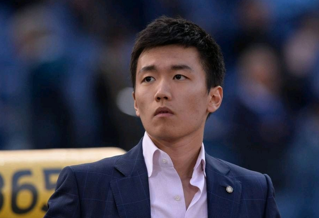 打进精彩世界波+头球破门，马杜埃凯当选欧冠本周最佳球员（马杜埃凯世界波加头球建功，荣膺欧冠本周最佳）