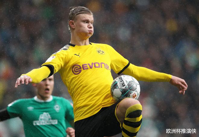 铜梁龙马钰钧庆祝冲超：和一群志同道合的兄弟取得伟大的成绩（铜梁龙马钰钧冲超之夜：与志同道合的兄弟携手缔造辉煌）